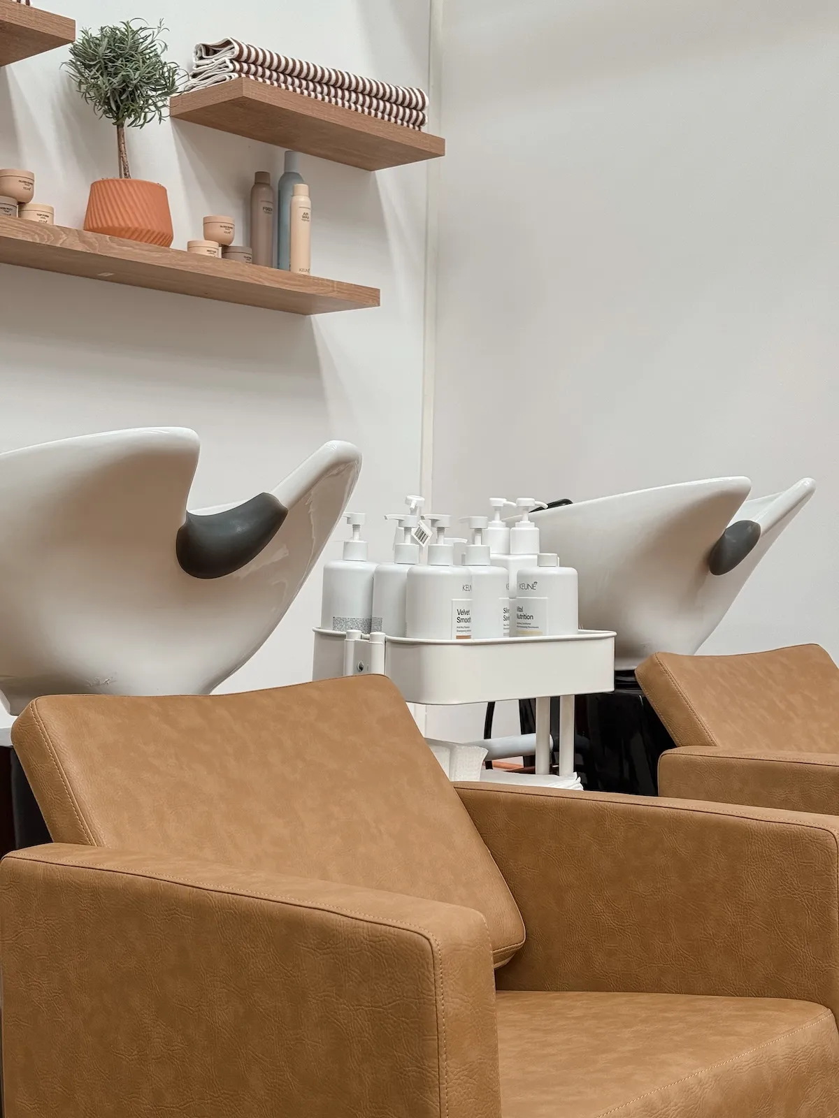 Side sink area